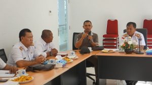 Meeting bersama stakeholder PLBN Badau. Pegawai mengaku bangga dan betah.