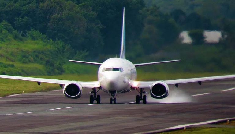 harga pesawat turun