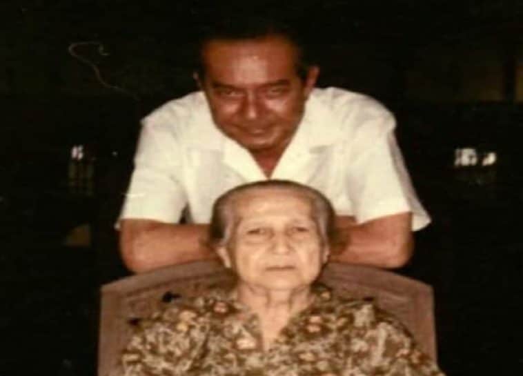 Sultan Hamid II Alkadrie Tipikal Pria Penyayang Orang Tua--Kasih Pada Sesama