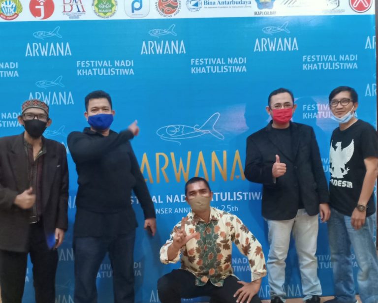 Undangan khusus Very Furdaus Yaser Nuris Anshari Dimyati dan Sany Alkadrie. Foto dok panpel Fena khaTULIStiwa 2020.