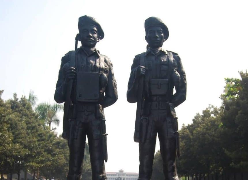 Monumen Amdji Attak dan Kiboki