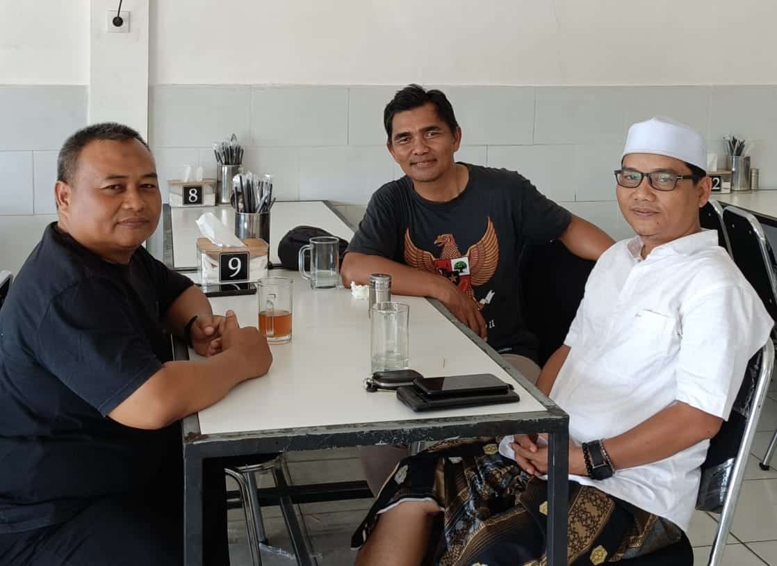 Dari diskusi bersama Dr Rasiam dan Guntoro bada Jumat 12 Rabiul Awal. Sungai Raya. Kubu Raya