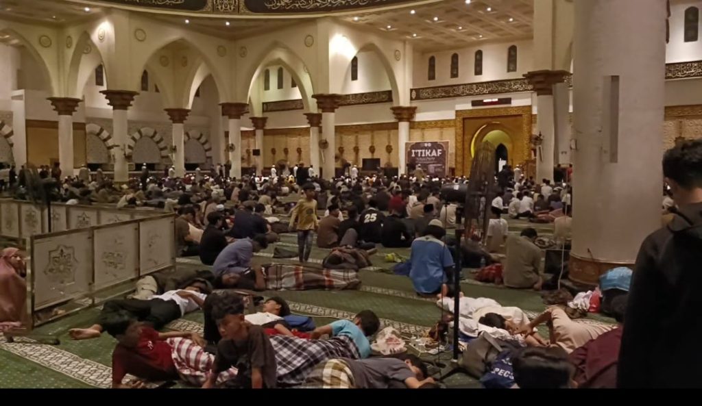 Itikaf 27 Ramadhan Mujahidin.1