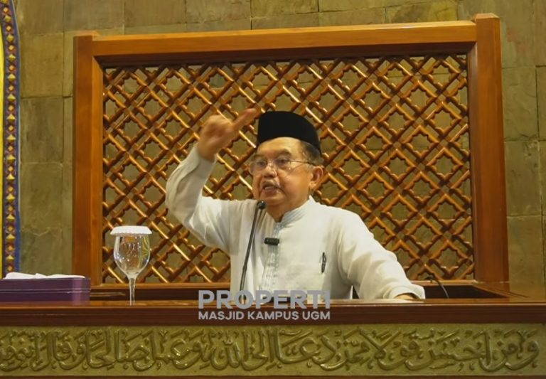 Jusuf Kalla masjid UGM