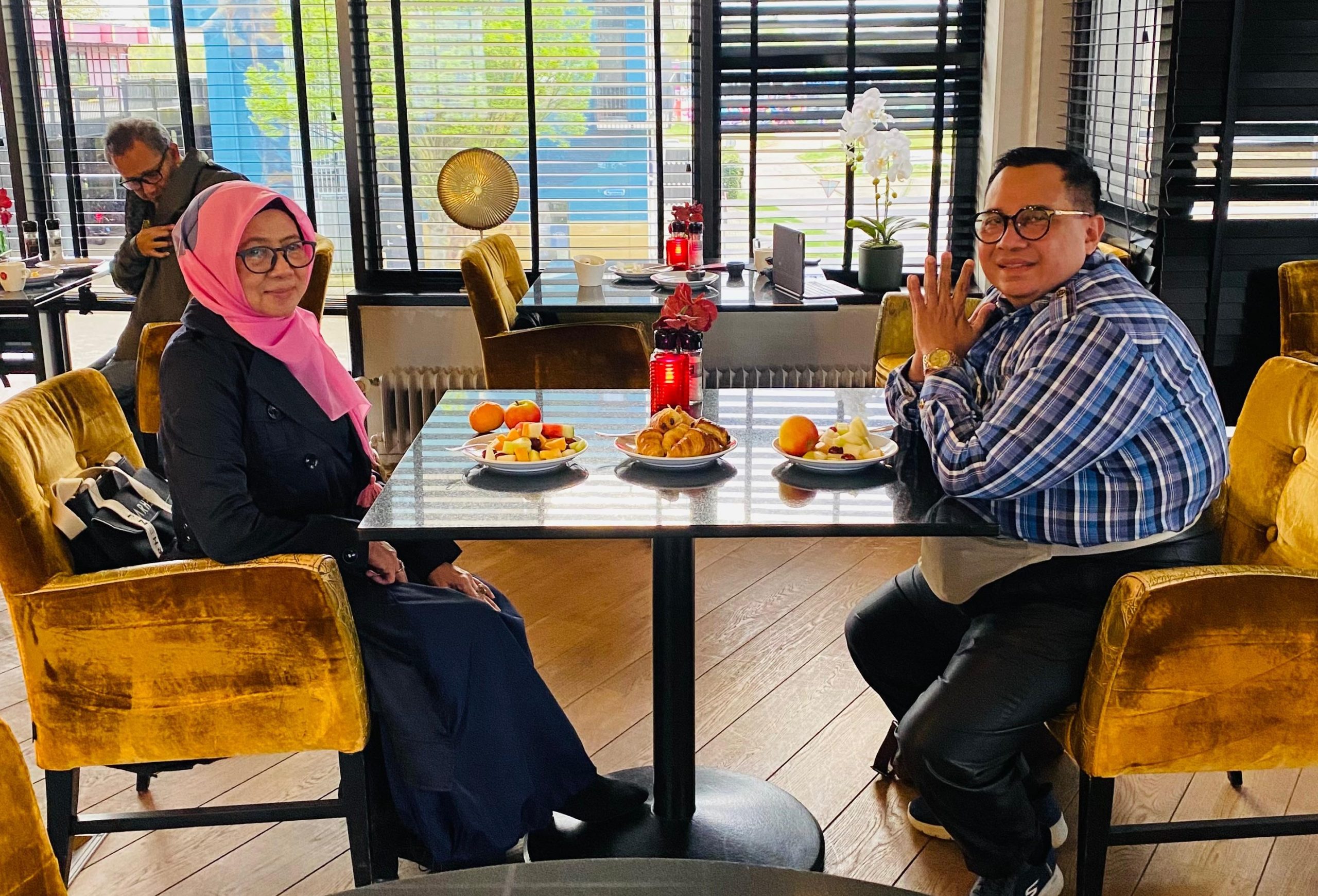 Budaya Rijsttafel Rasa Menyatukan Bangsa scaled