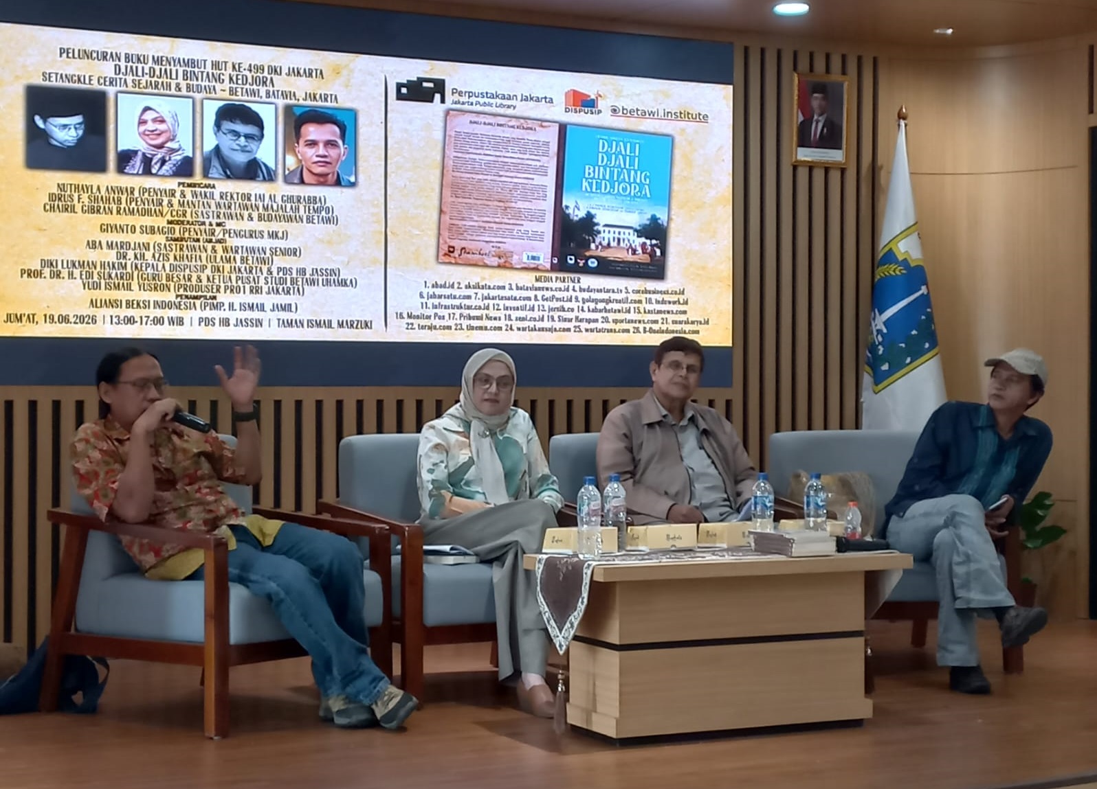 DJALI-DJALI BINTANG KEDJORA: KUMPULAN CERITA SEJARAH DAN BUDAYA ~ BETAWI, BATAVIA, JAKARTA