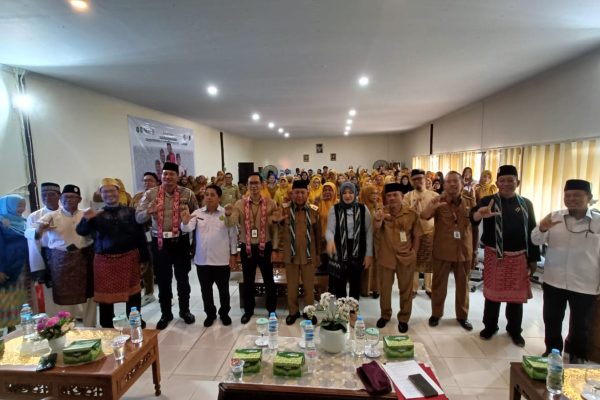 150 Guru Mempawah Berpantun Lewat AI; Saat Tradisi dan Teknologi Berjalan Beriringan